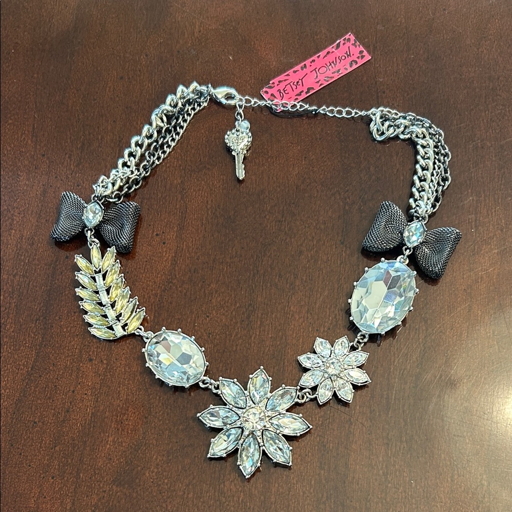 Betsey Johnson Silver and Black Statement Necklace - Picture 2 of 7
